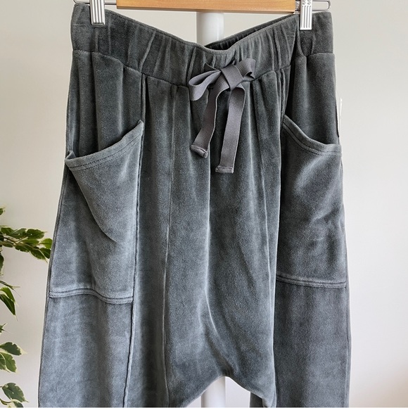 NEW Free People In The Slick Of It Harem Pants - Picture 9 of 15